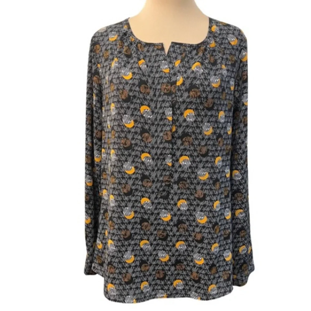 CAbi Limited Edition Eclipse Long Sleeve Blouse Size: Medium - Picture 2 of 5